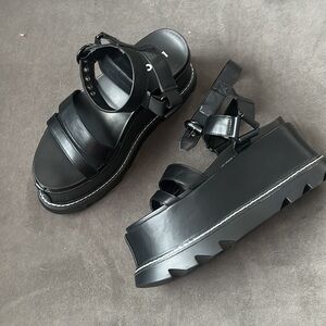 LaModa platform sandals 💖